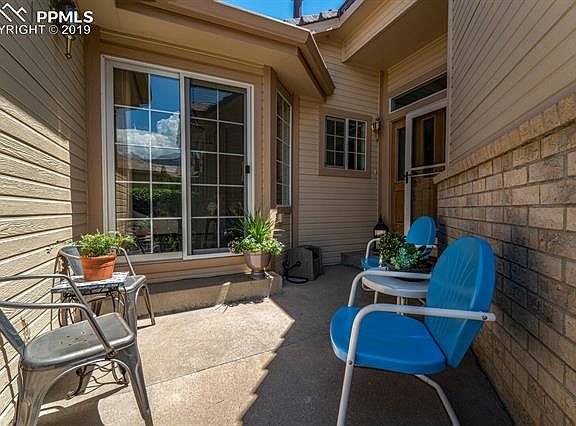 3rd image of 4531 Songglen Cir