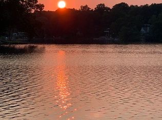 32 Maple Ln, Wolcott, CT 06716