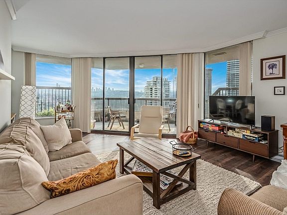 2nd image of 2041 Bellwood Ave #1808