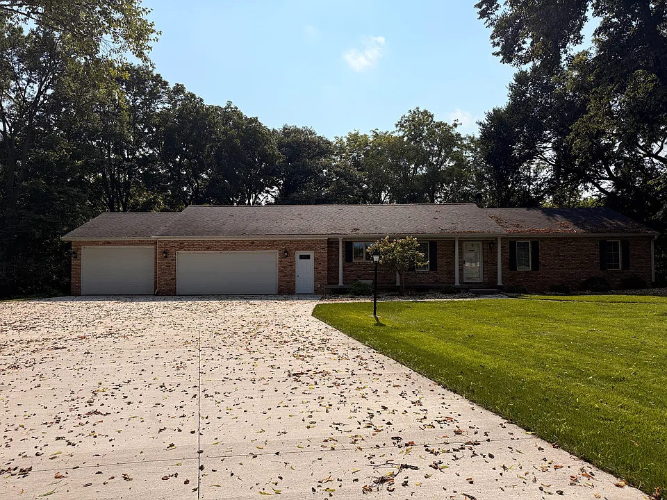 116 Shomont Dr