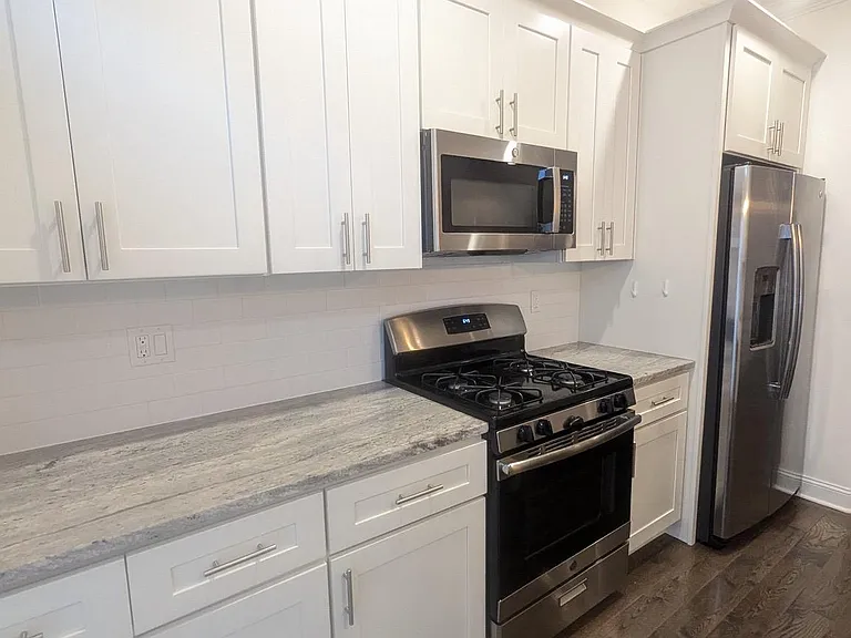 608 McKean St — Photo 9