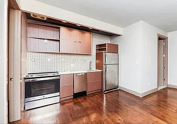 447 Meeker Avenue, #1A
