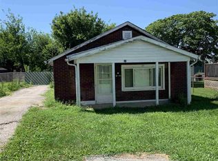 15 Maple St, Henderson, KY 42420