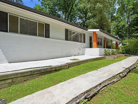 2nd image of 3806 Donaldson Dr