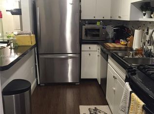 6270 SW 39th St, Miami, FL 33155