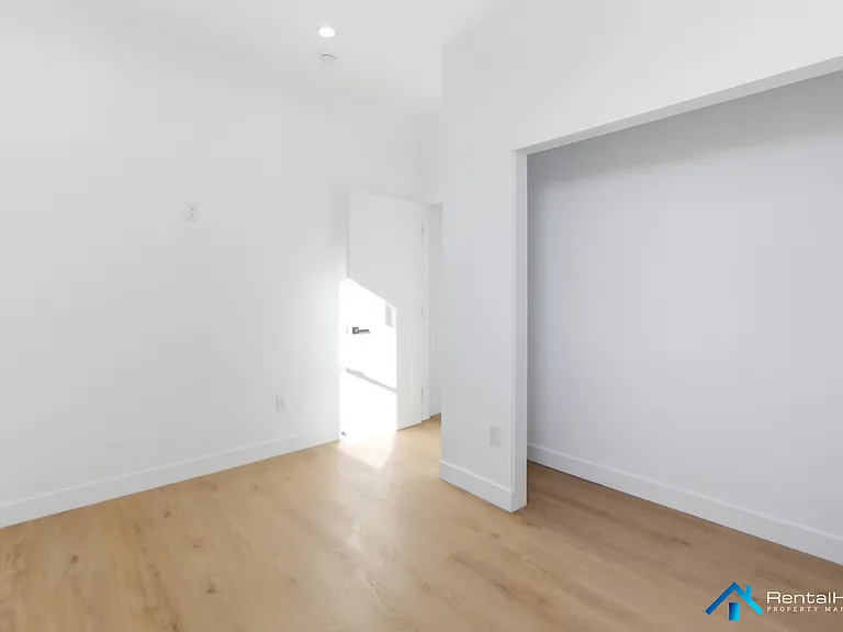 328 N La Fayette Park Pl — Photo 8
