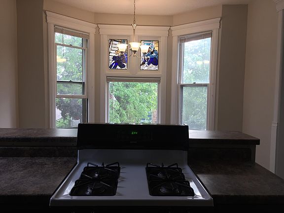 5th image of 2215 Bryant Ave S #2