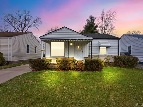 29030 Elmwood St, Garden City, MI 48135