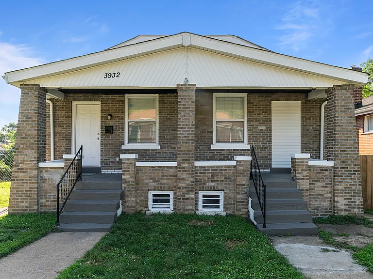 3932 Missouri Ave — Photo 1