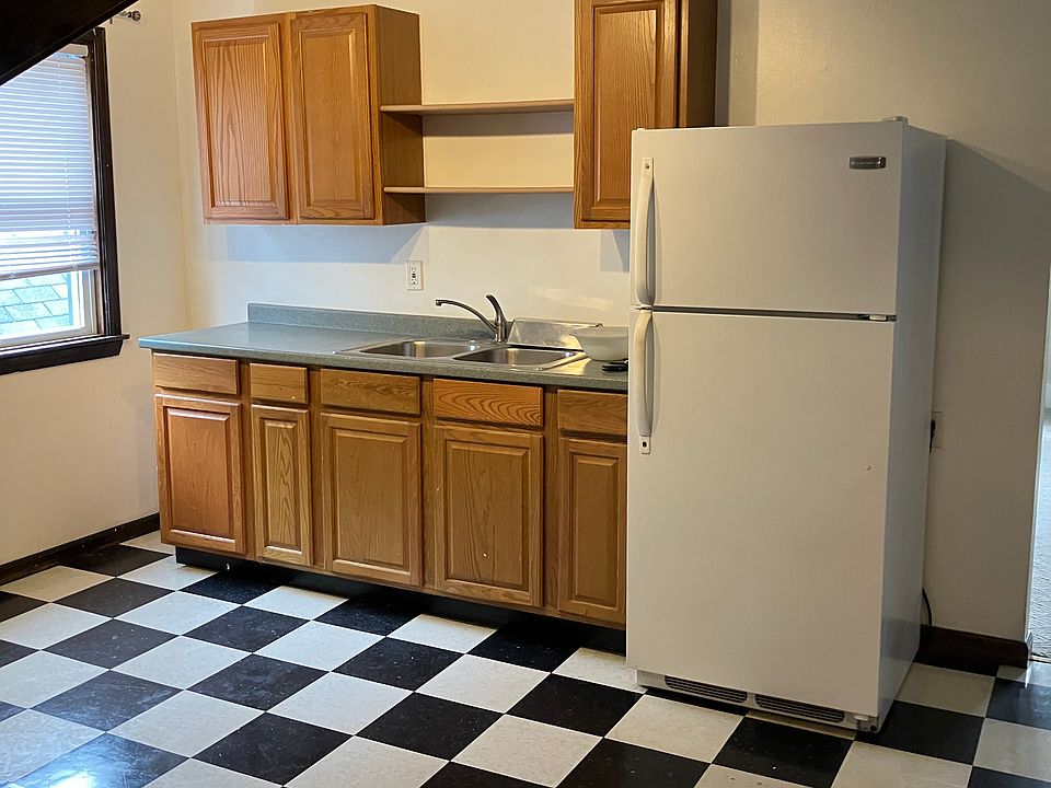 1st image of 262 Ashland Ave APT 5