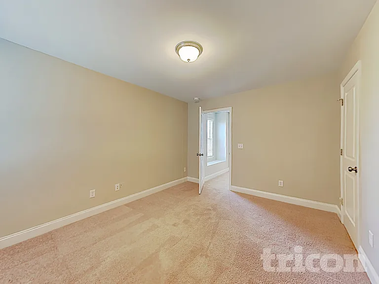 3015 Montrose Ln — Photo 13