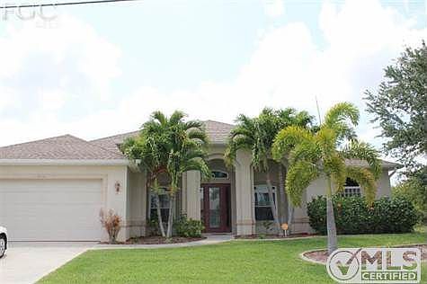 2nd image of 4222 SW 1st Pl