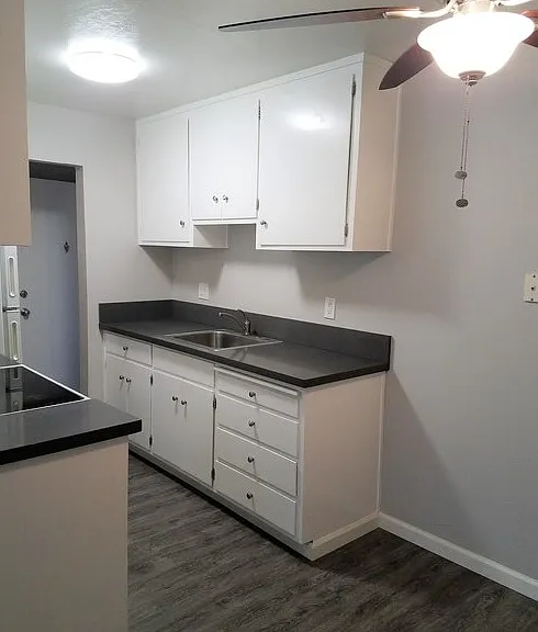 Hayward Summit Apartments, LLC — Photo 7