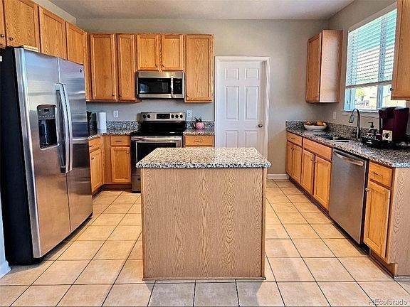 5th image of 848 Sagebrush Drive