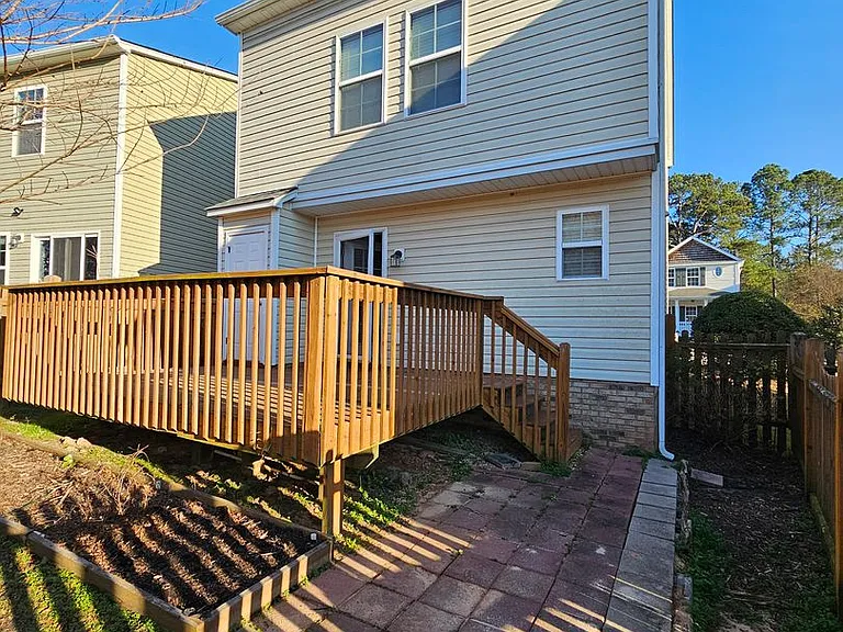 165 Canal Place Cir — Photo 26