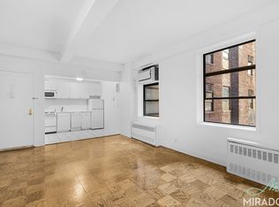 132 E 45th St #6, New York, NY 10017