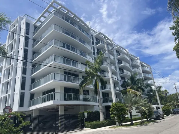 13800 Highland Dr #307, North Miami Beach, FL 33181