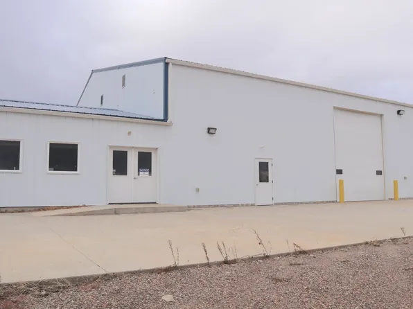 107 Olmstead Ln, Glendive, MT 59330