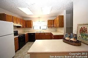 3rd image of 11022 Almond Park