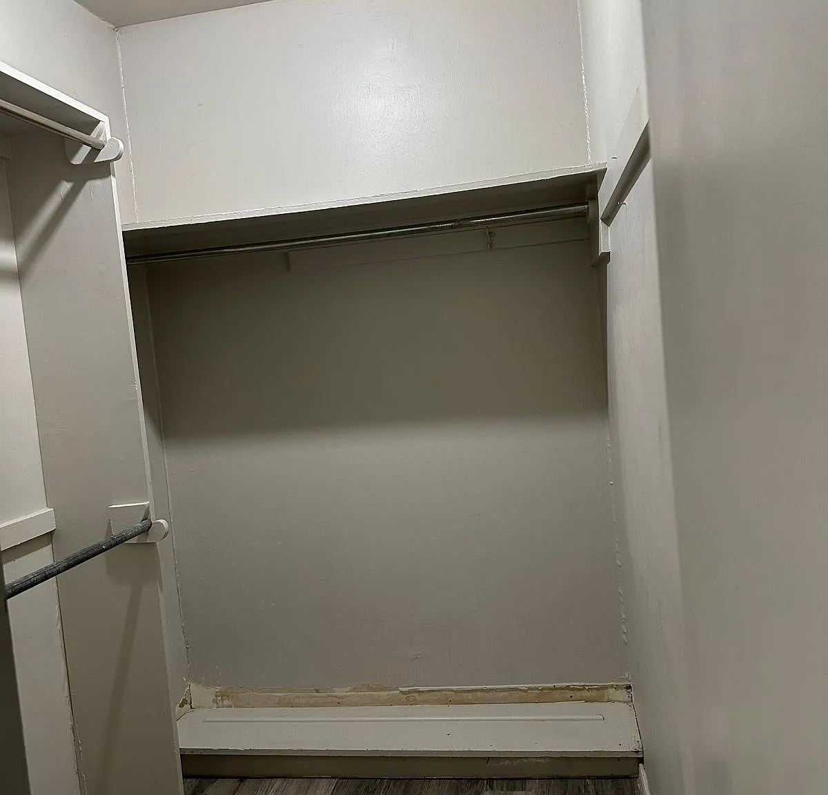 2 bed, 990 sqft, $950 — Photo 2