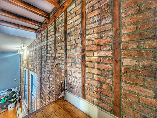 Rented by RELEASE NY | media 3