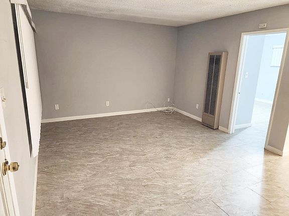 3rd image of 1118 S Myers St APT A