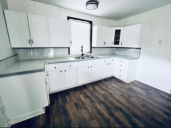 5th image of 343 5th St