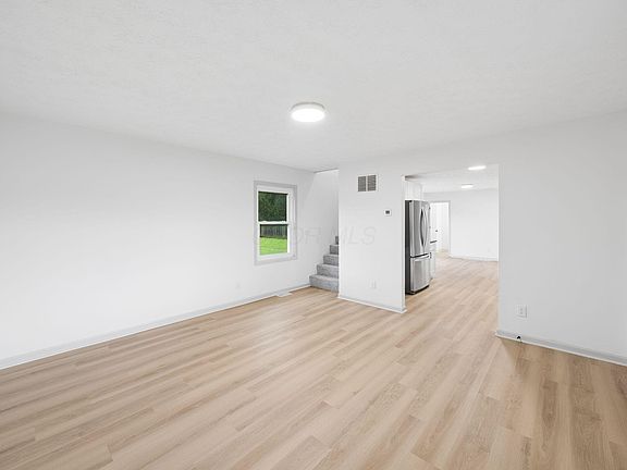 5th image of 1545 Claudia Ln