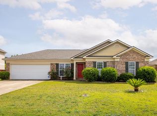 81 Lincolnshire Ln, Phenix City, AL 36870