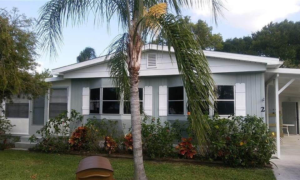 1st image of 2 Florencia Ln
