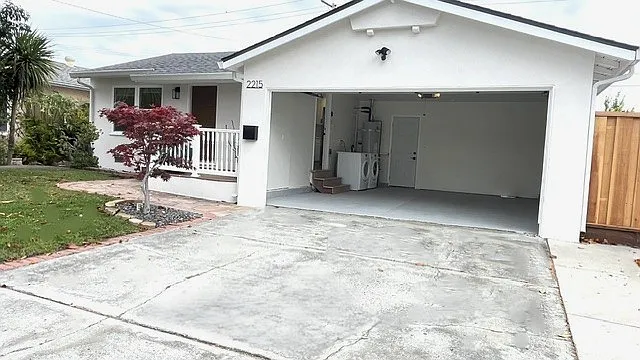 2215 Amethyst Dr — Photo 12