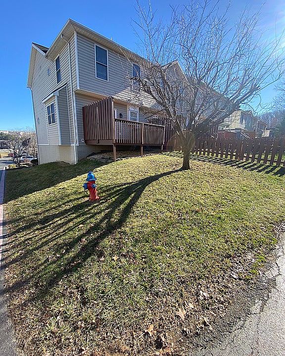 1st image of 2372 King Arthurs Ct