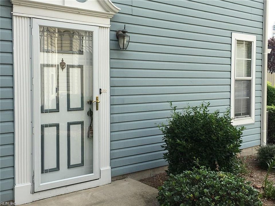 1st image of 136 Seaside Ln