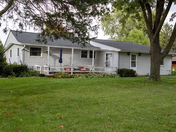 214 Ash St, Cambridge, WI 53523