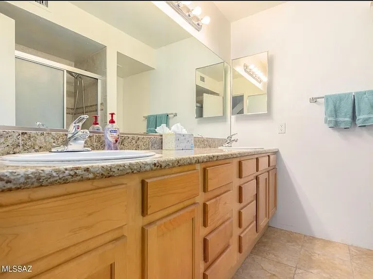 951 N Euclid Ave #135 — Photo 8