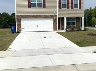 900 Riverstone Dr, Greenville, NC 27858