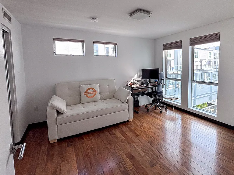 4215 Glencoe Ave #428 — Photo 40