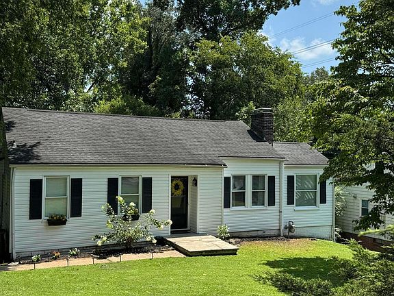 2nd image of 5618 Lake Shore Dr