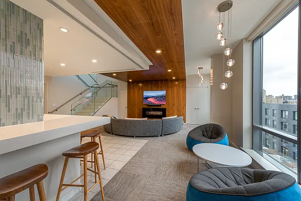 Rented by Greystar | media 9