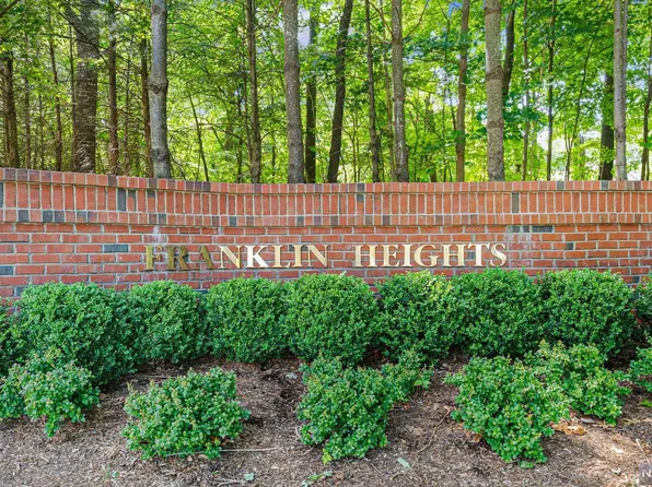 2226 Lancaster Ct, Mahwah, NJ 07430