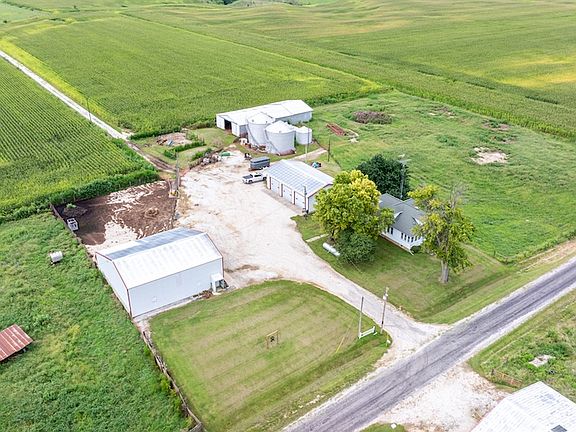 4th image of 651 Spunky Ridge Rd