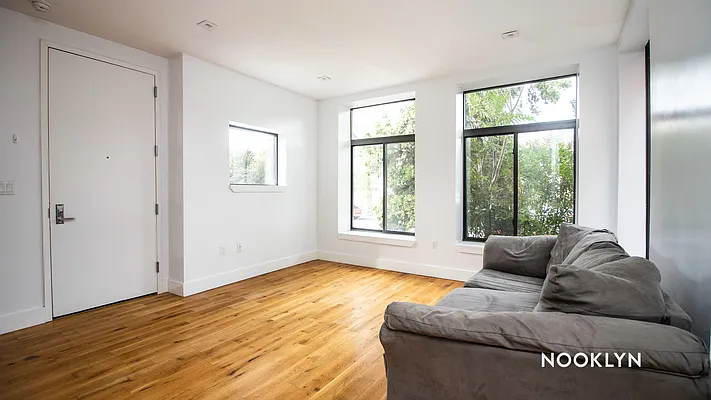 Rented by Nooklyn NYC LLC | media 45