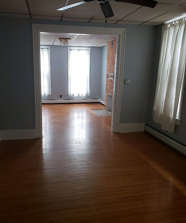1st image of 142 Mariner St