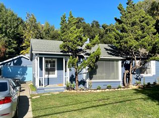 2768 Foothill Rd, Santa Barbara, CA 93105