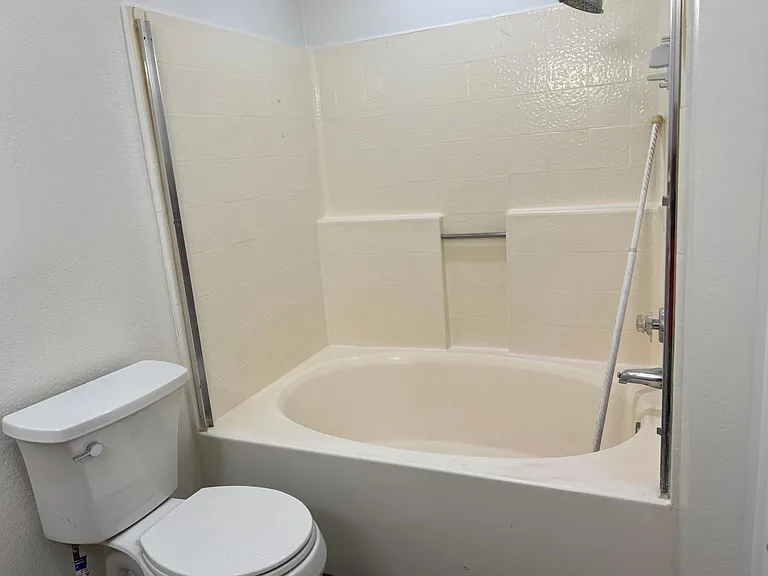 37743 Sulphur Springs Rd — Photo 14