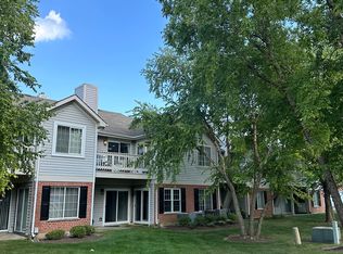 1325 E Evergreen Dr UNIT 5, Palatine, IL 60074