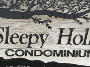 3832 Sleepy Hollow Dr, Hurricane, WV 25526