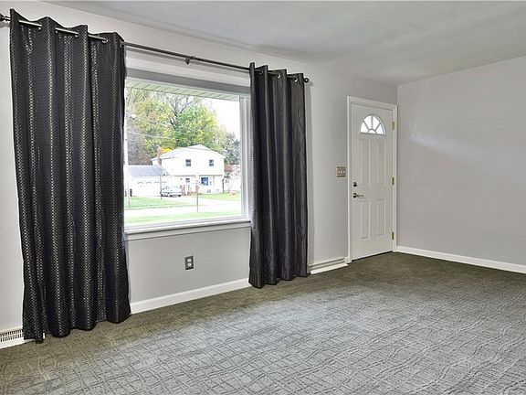 5th image of 1786 Lemont Dr