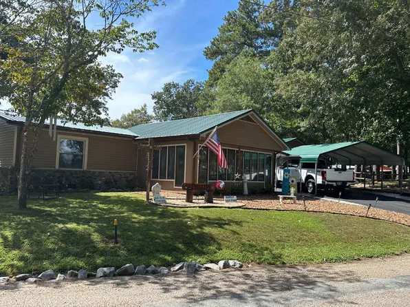 227 Duncan Dr, Springville, TN 38256