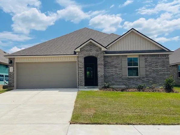 111 Broussard Hill Dr, Broussard, LA 70518